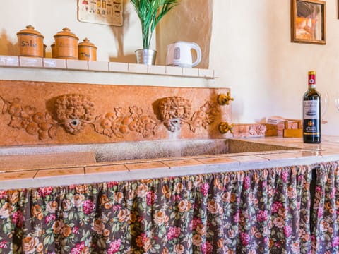 Cloud, Sky, Wood, Plant, Floor, Outdoor Furniture, Flooring, Shade, Chair, Hardwood