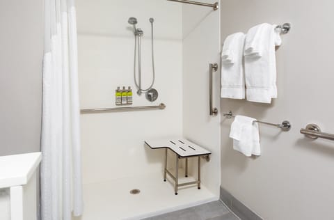 Suite, 1 King Bed, Accessible (Communications, Mobil, Roll-In Shower) | Bathroom | Free toiletries, hair dryer