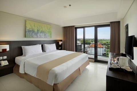 Deluxe Double Room, City View | In-room safe, desk, soundproofing, rollaway beds