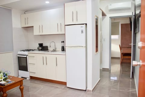 Apartment | Private kitchen | Fridge, microwave, oven, electric kettle