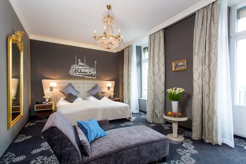 Lucerne Luxury Suite | Hypo-allergenic bedding, minibar, in-room safe, individually furnished