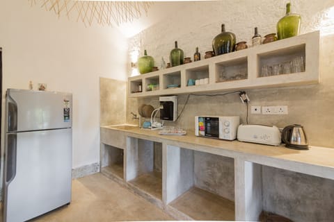 Panoramic Villa | Mini-refrigerator