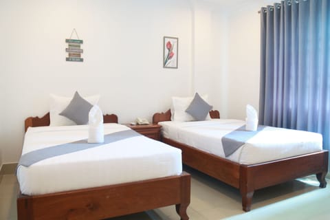 Superior Twin Room | Minibar, in-room safe, free WiFi, bed sheets