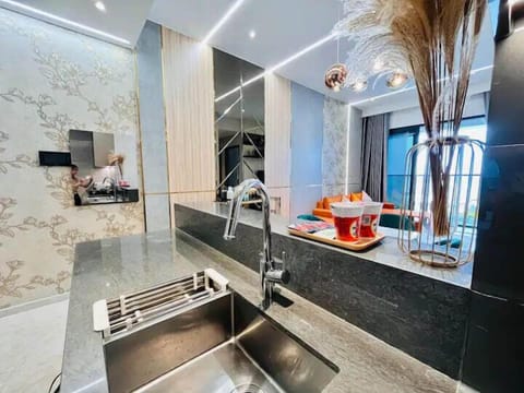 Exclusive Apartment | Bathroom | Slippers