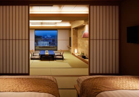 Deluxe Suite with Tatami Area, Open Air Bath and Mountain View | In-room safe, desk, blackout drapes, soundproofing