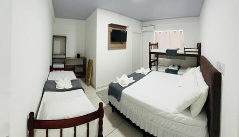 Standard Room | Minibar, free WiFi, bed sheets