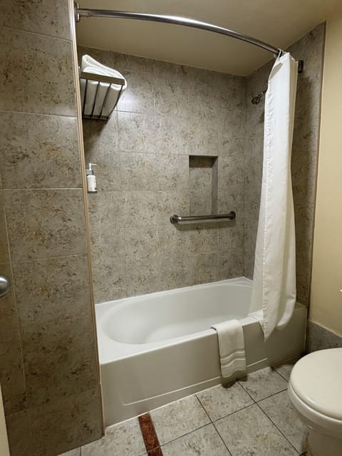 Junior Suite | Bathroom | Towels