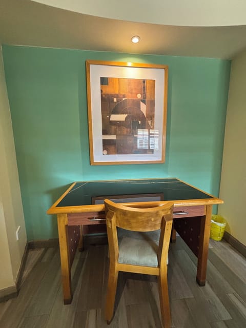 Junior Suite | Desk, free WiFi, bed sheets