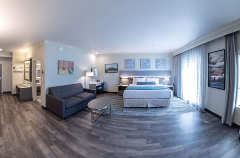 Junior Room | Premium bedding, pillowtop beds, in-room safe, desk