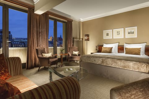 Deluxe Room | Premium bedding, Select Comfort beds, minibar, in-room safe