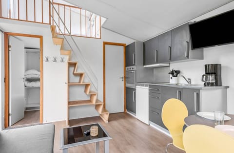 Basic Cabin | 2 bedrooms, free WiFi