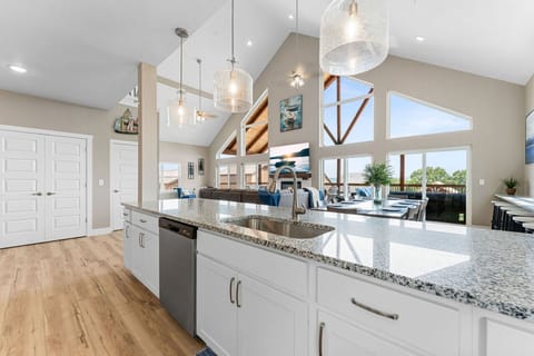 Lake & Mountain Views from your Dining and Main Living Areas! 30' Ceilings!