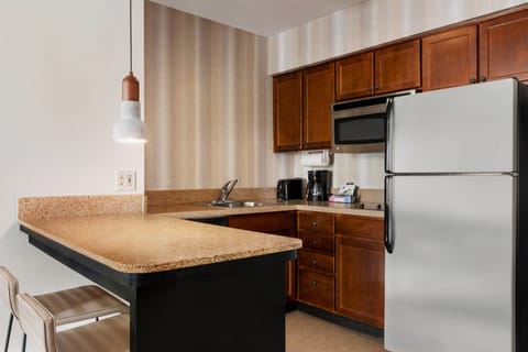 Studio, 1 Queen Bed with Sofa bed | Private kitchen | Full-size fridge, microwave, stovetop, dishwasher