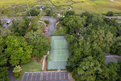 Tennis court