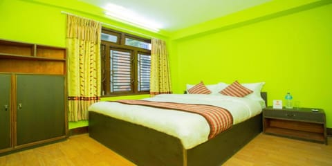 Deluxe Double Room | Free WiFi, bed sheets