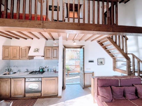 Loft, 2 Bedrooms, Smoking, Patio | Interior