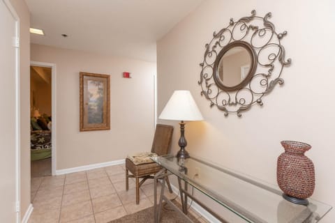 Condo, 3 Bedrooms | Interior