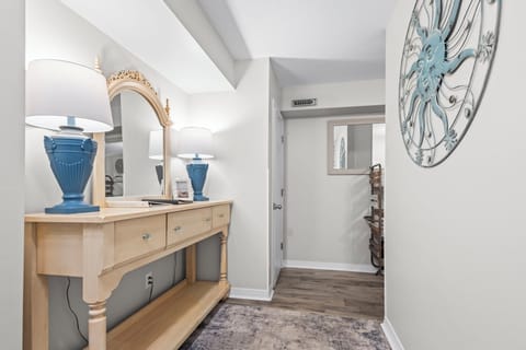 Welcome to Sweet Retreats 411—your coastal getaway starts right here.