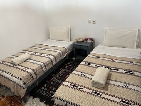 Classic Double or Twin Room | Blackout drapes, free WiFi, bed sheets