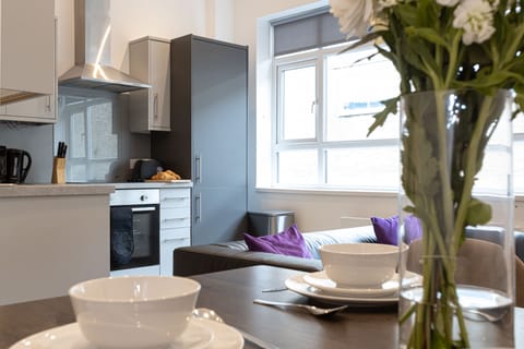 Gallery Apartment | Private kitchen | Electric kettle