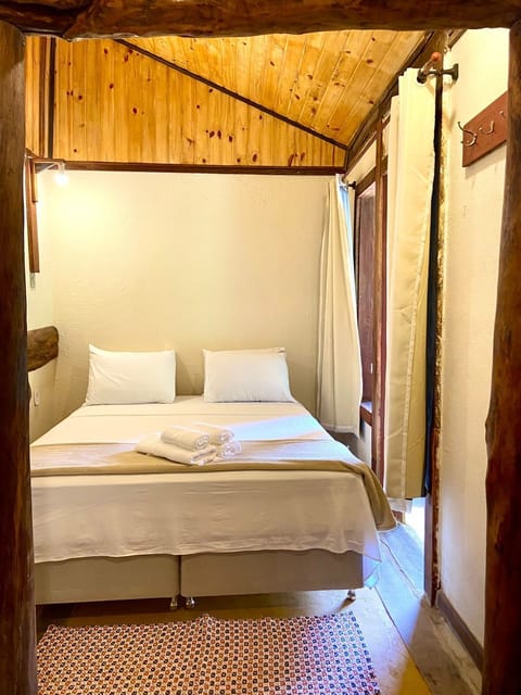 Triple Room | Free WiFi, bed sheets