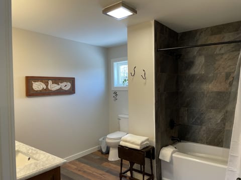 Luxury Duplex | Bathroom | Combined shower/tub, rainfall showerhead, hair dryer, towels