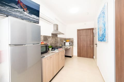 Standard Studio | Private kitchen | Fridge, microwave, oven, espresso maker