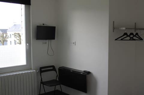 Double Room, Ensuite, City View | Interior