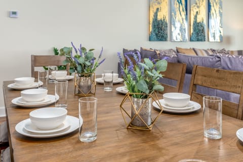 Breeze Away Dining Beachfront Property