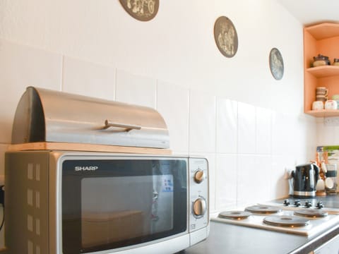 Kitchen | Chywoon, St Just