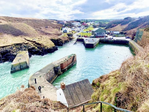 Porthgain | Cwm Gain, Porthgain, near St David’s