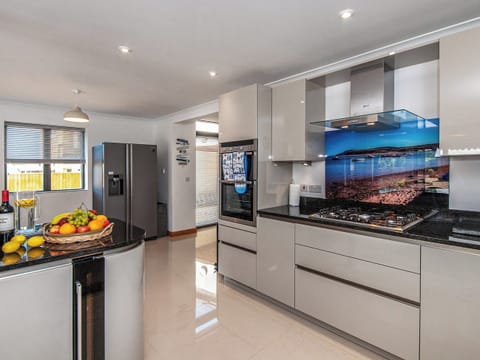 Llygaid-yr-Haul at Parrog Point, Newport, Pembrokeshire Coast