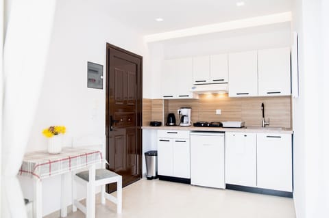 Apartment | Private kitchen | Fridge, stovetop, electric kettle, toaster