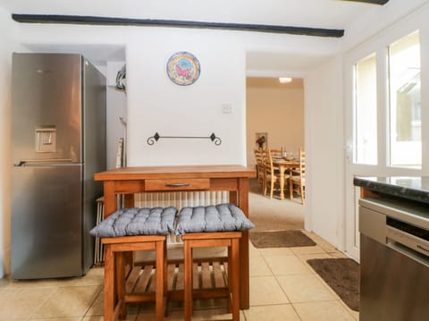 Fridge, dishwasher, electric kettle, toaster