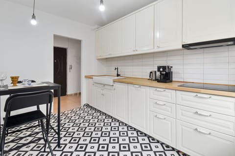 Comfort Apartment | Private kitchen | Full-size fridge, microwave, oven, dishwasher