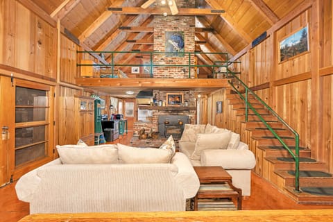 Cabin, Multiple Beds, Fireplace, Mountain View (Rustic Knotty Pine) | Living area | TV, fireplace