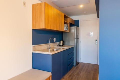 Studio | Private kitchen | Microwave