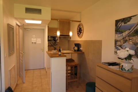 2251c7c9 2012 4fa9 b8de 72416403a101