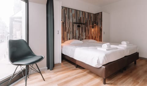 Comfort Twin Room | Desk, free WiFi, bed sheets, wheelchair access