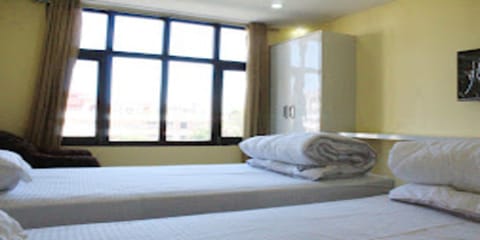 Twin Room | Free WiFi, bed sheets