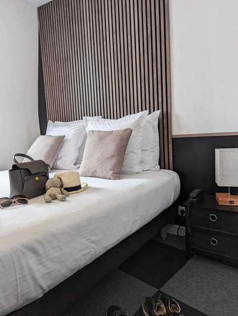 Family Room | Soundproofing, free WiFi, bed sheets