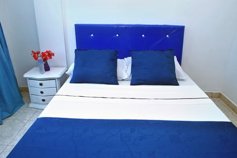 Standard Double Room | Free WiFi, bed sheets