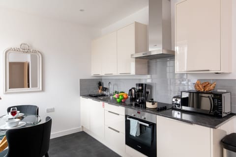 Elite Apartment | Private kitchen | Fridge, oven, stovetop, dishwasher