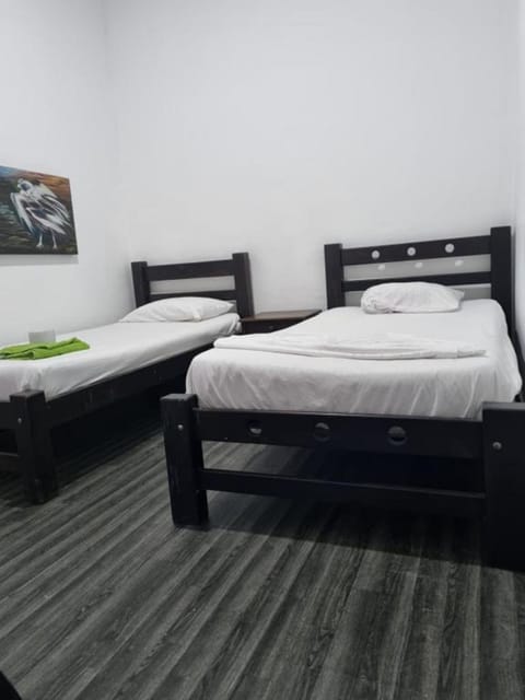 Twin Room | Free WiFi, bed sheets