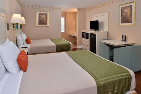 Room, 2 Queen Beds | Desk, free WiFi, bed sheets, alarm clocks