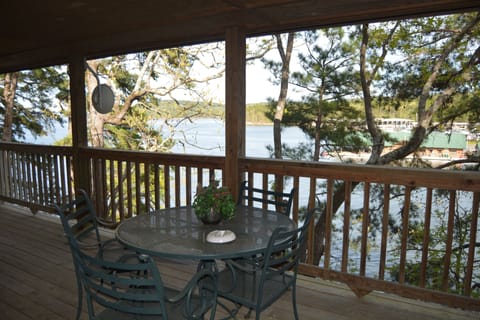 Cottage, 2 Bedrooms | Outdoor dining