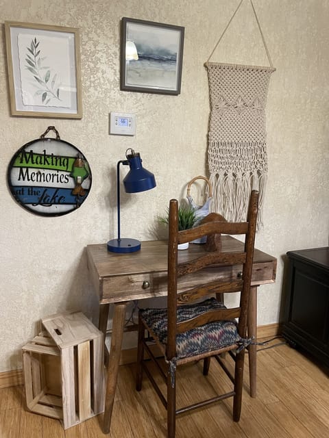 Dining Table, Furniture, Table, Indoors, Dining Room