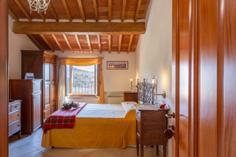 Family Room | Premium bedding, down comforters, in-room safe, desk