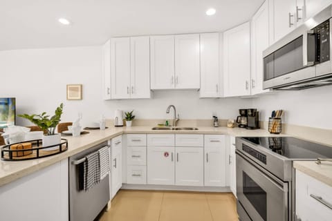 Brand New Appliances. Pots, Pans, and all kitchenware in cabinets