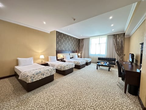 Superior Quadruple Room, City View | Egyptian cotton sheets, premium bedding, pillowtop beds, desk